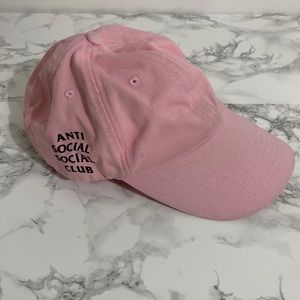BUNDLE anti social social club hats
